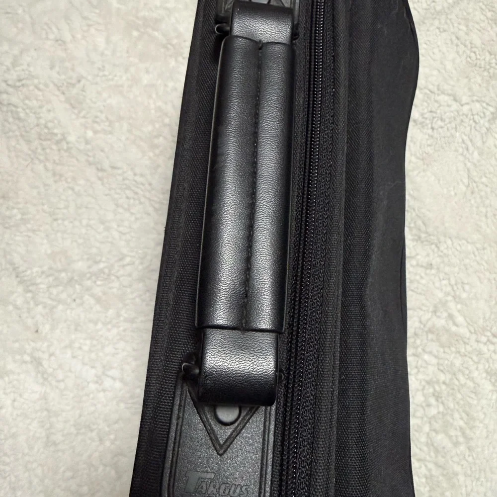 Vtg deadstock Targus Laptop Briefcase Y2K Office Core Minimalist Tech Bag Strap